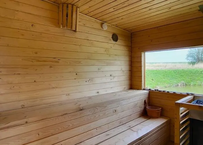 Chalet Brzezowka Nad Stawami *